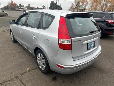 2010 Hyundai ELANTRA Touring GLS   - Photo 4 - Salem, OR 97317