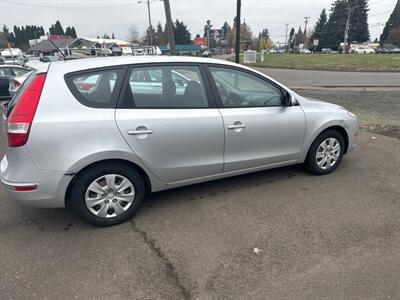 2010 Hyundai ELANTRA Touring GLS   - Photo 7 - Salem, OR 97317