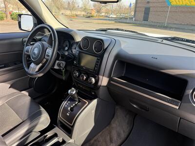 2016 Jeep Patriot Sport 75th Anniversary   - Photo 11 - Salem, OR 97317