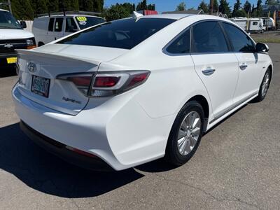 2016 Hyundai SONATA Hybrid SE   - Photo 7 - Salem, OR 97317