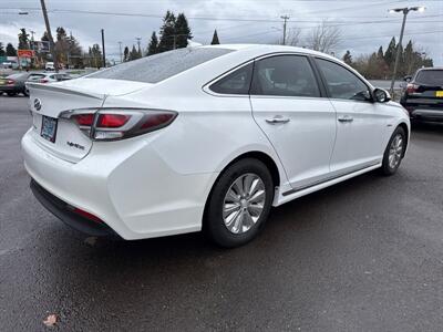 2016 Hyundai SONATA Hybrid SE   - Photo 7 - Salem, OR 97317