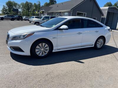 2016 Hyundai SONATA Hybrid SE   - Photo 4 - Salem, OR 97317