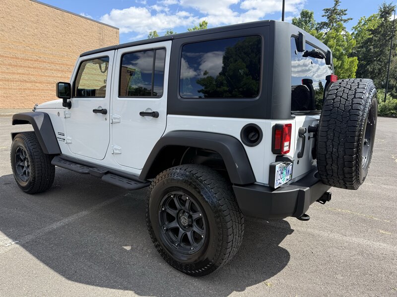 2018 Jeep Wrangler JK Unlimited Sport S - Photo 5 - Salem, OR 97317