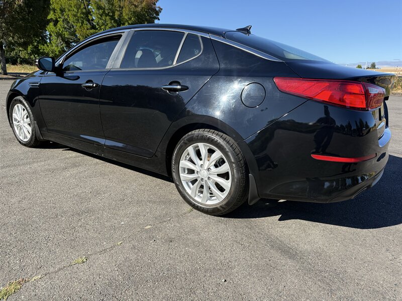 2015 Kia Optima EX - Photo 5 - Salem, OR 97317