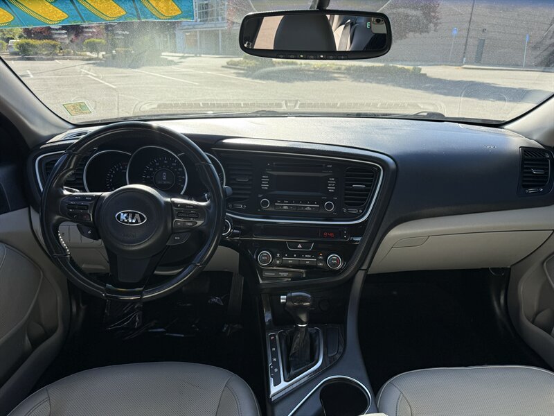 2015 Kia Optima EX - Photo 10 - Salem, OR 97317