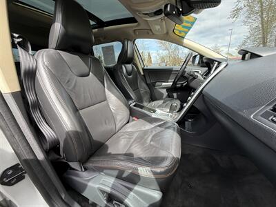 2010 Volvo XC60 T6   - Photo 15 - Salem, OR 97317