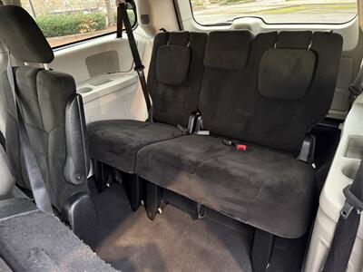 2012 Dodge Grand Caravan American Value Package - Photo 13 - Salem, OR 97317