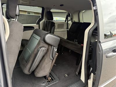 2012 Dodge Grand Caravan SE   - Photo 14 - Salem, OR 97317