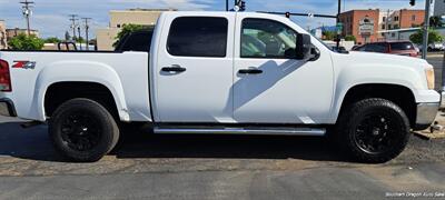 2007 GMC Sierra 1500 SLE1   - Photo 1 - Medford, OR 97501