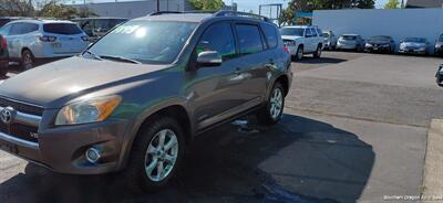 2009 Toyota RAV4 Limited - Photo 2 - Medford, OR 97501