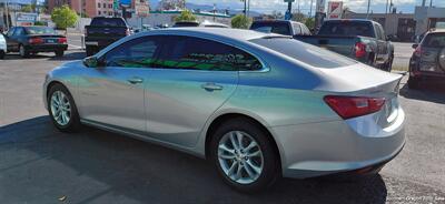 2018 Chevrolet Malibu LT   - Photo 7 - Medford, OR 97501