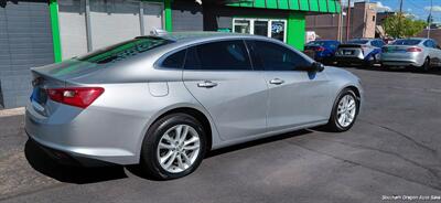 2018 Chevrolet Malibu LT   - Photo 4 - Medford, OR 97501
