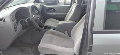 2007 Chevrolet Trailblazer LT LT 4dr SUV - Photo 2 - Medford, OR 97501