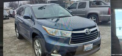2014 Toyota Highlander Limited - Photo 3 - Medford, OR 97501