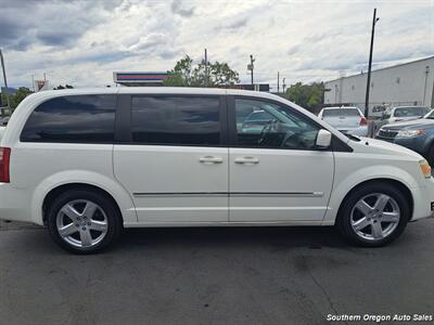 2008 Dodge Grand Caravan SXT   - Photo 7 - Medford, OR 97501