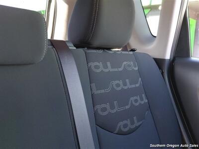 2012 Kia Soul + - Photo 7 - Medford, OR 97501