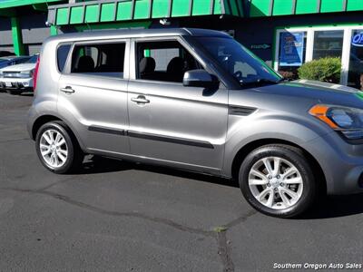 2012 Kia Soul + - Photo 2 - Medford, OR 97501