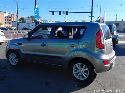 2012 Kia Soul + - Photo 6 - Medford, OR 97501
