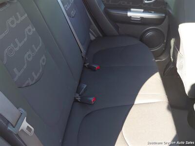 2012 Kia Soul + - Photo 5 - Medford, OR 97501