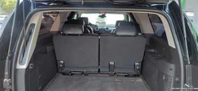 2009 Cadillac Escalade ESV - Photo 11 - Medford, OR 97501