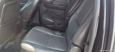 2009 Cadillac Escalade ESV - Photo 8 - Medford, OR 97501