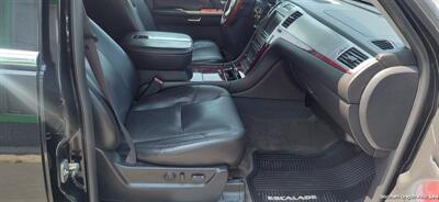 2009 Cadillac Escalade ESV - Photo 13 - Medford, OR 97501