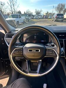 2015 Jeep Cherokee Altitude   - Photo 2 - Medford, OR 97501
