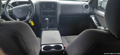 2009 Ford Explorer XLT Sport - Photo 10 - Medford, OR 97501