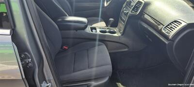 2013 Jeep Grand Cherokee Laredo X   - Photo 3 - Medford, OR 97501