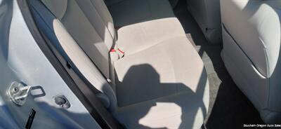 2011 Nissan LEAF SL   - Photo 2 - Medford, OR 97501