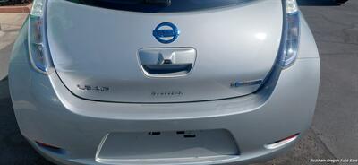 2011 Nissan LEAF SL   - Photo 4 - Medford, OR 97501