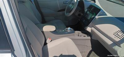 2011 Nissan LEAF SL   - Photo 9 - Medford, OR 97501