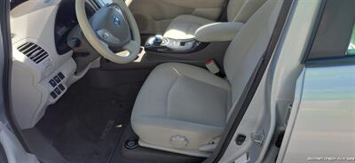 2011 Nissan LEAF SL   - Photo 6 - Medford, OR 97501