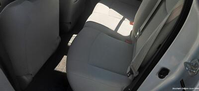 2011 Nissan LEAF SL   - Photo 7 - Medford, OR 97501