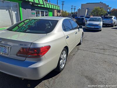 2005 Lexus ES   - Photo 8 - Medford, OR 97501