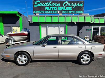 1997 Oldsmobile LSS   - Photo 1 - Medford, OR 97501