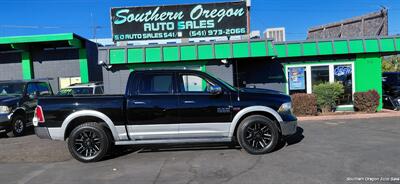 2013 RAM 1500 Laramie Truck