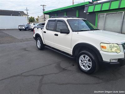 2008 Ford Explorer Sport Trac XLT   - Photo 2 - Medford, OR 97501