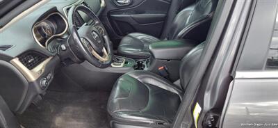 2016 Jeep Cherokee High Altitude - Photo 4 - Medford, OR 97501