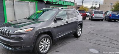2016 Jeep Cherokee High Altitude - Photo 2 - Medford, OR 97501