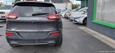 2016 Jeep Cherokee High Altitude - Photo 6 - Medford, OR 97501