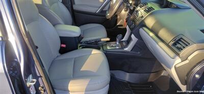 2014 Subaru Forester 2.5i Limited - Photo 5 - Medford, OR 97501