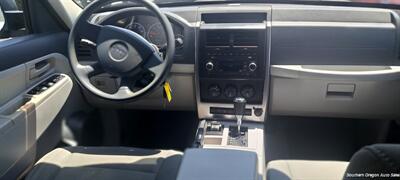 2008 Jeep Liberty Sport   - Photo 3 - Medford, OR 97501