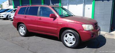 2004 Toyota Highlander - Photo 6 - Medford, OR 97501