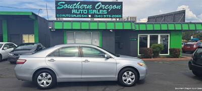 2007 Toyota Camry XLE V6   - Photo 1 - Medford, OR 97501
