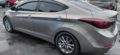 2016 Hyundai ELANTRA SE   - Photo 7 - Medford, OR 97501