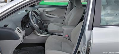 2013 Toyota Corolla LE - Photo 4 - Medford, OR 97501