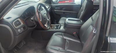 2014 GMC Yukon Denali   - Photo 4 - Medford, OR 97501