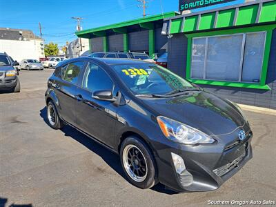 2016 Toyota Prius c Two   - Photo 6 - Medford, OR 97501