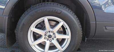 2016 Ford Explorer   - Photo 3 - Medford, OR 97501